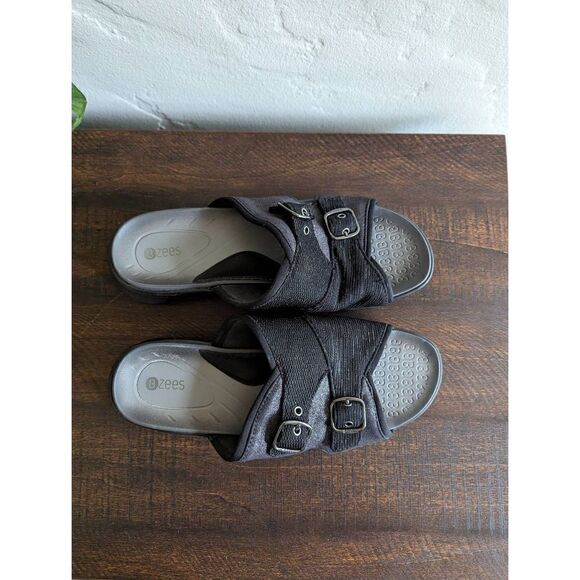 Bzees Women's Always Comfort Buckle Platform Sandals Shoes - Size 8.5 - Picture 6 of 9